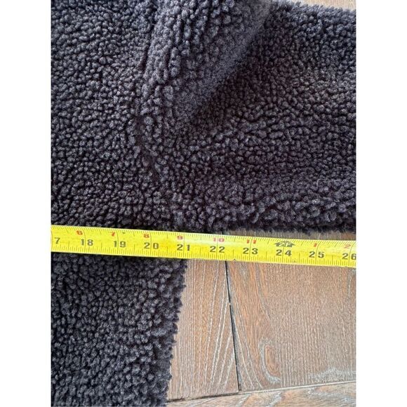 Athleta Cozy Sherpa Snap Sweatshirt in Black Size Small - Picture 7 of 9